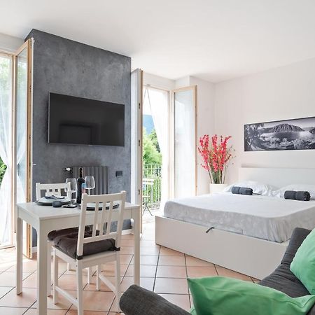 Lake Como Studio With Balcony And Private Parking Ossuccio Luaran gambar