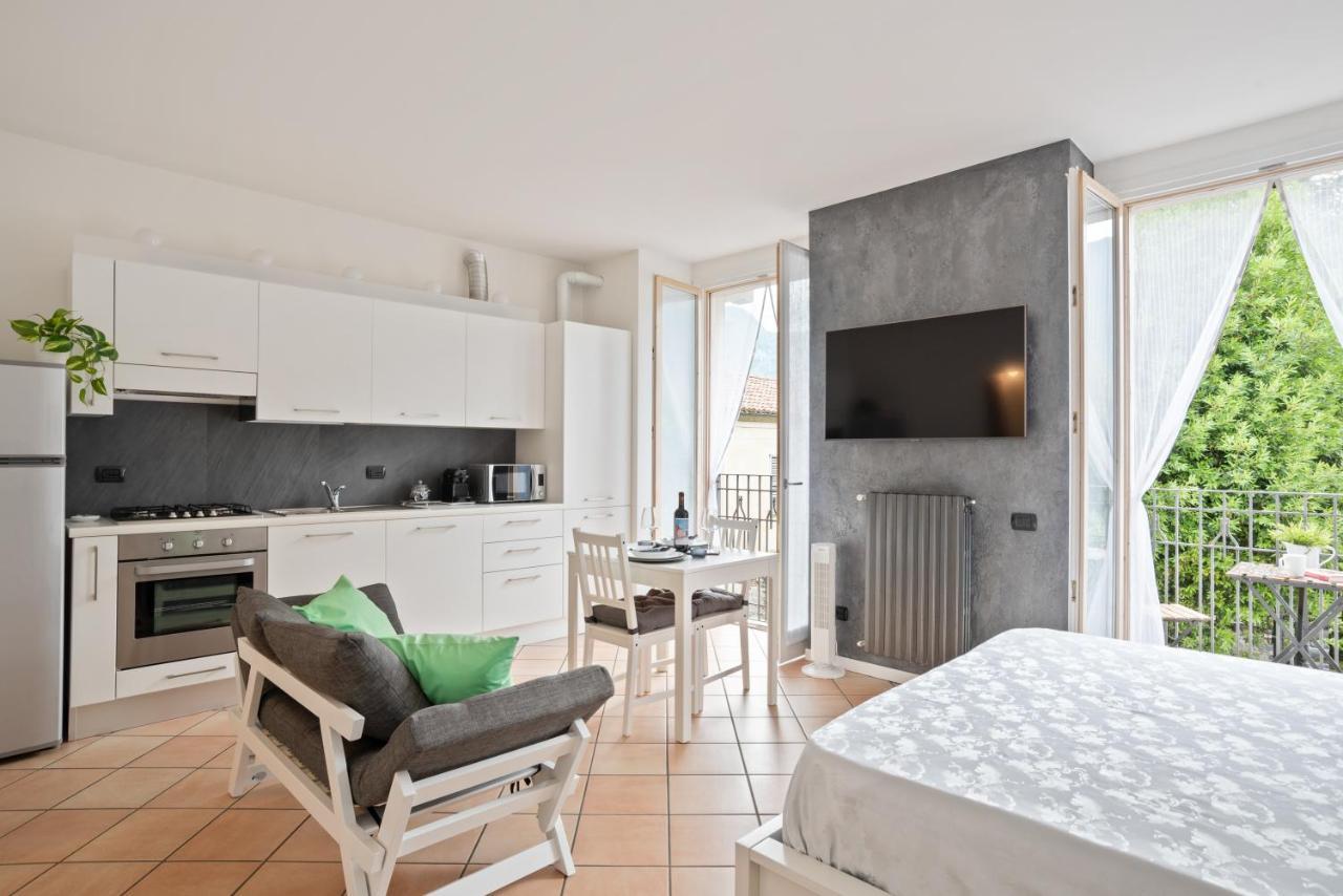 Lake Como Studio With Balcony And Private Parking Ossuccio Luaran gambar