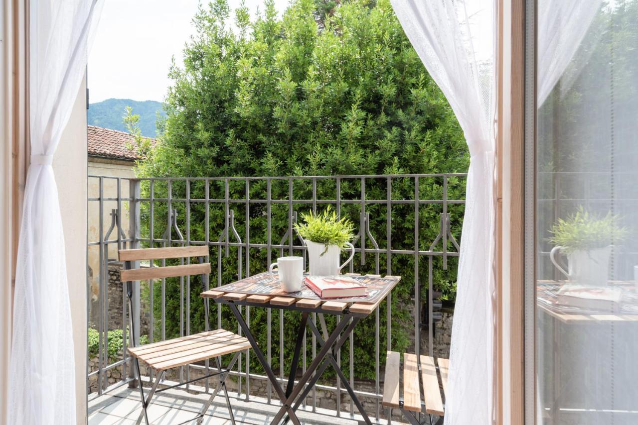 Lake Como Studio With Balcony And Private Parking Ossuccio Luaran gambar